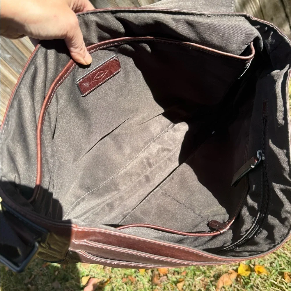 ▶️ Fossil ◀️ Brown Leather Messenger Computer Bag